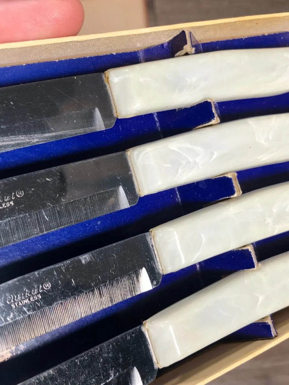 Set of 4 Quikut Steak Knives w/Ivory Bakelite Handle Stainless Steel Vintage MCM
